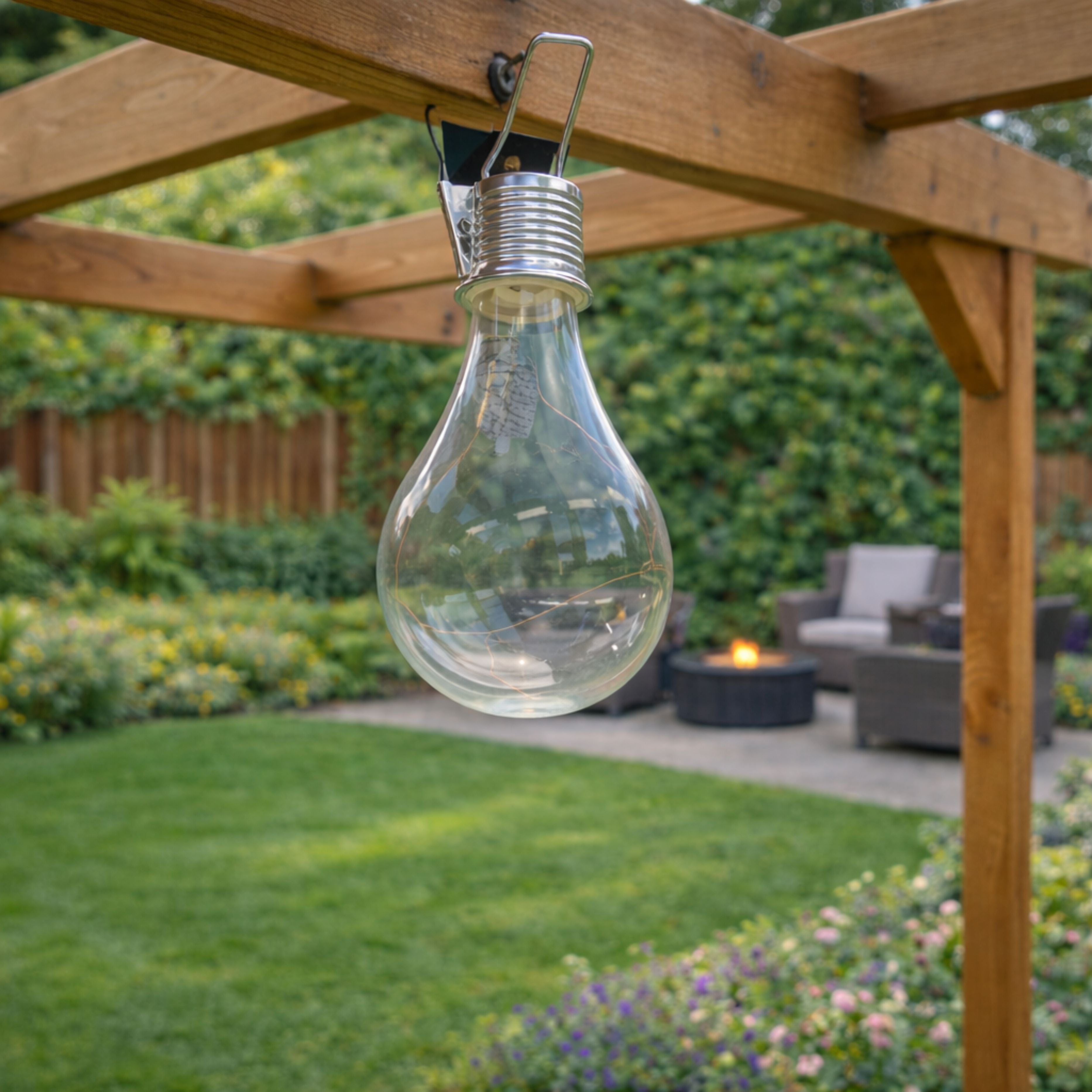 Eureka Solar Lightbulb