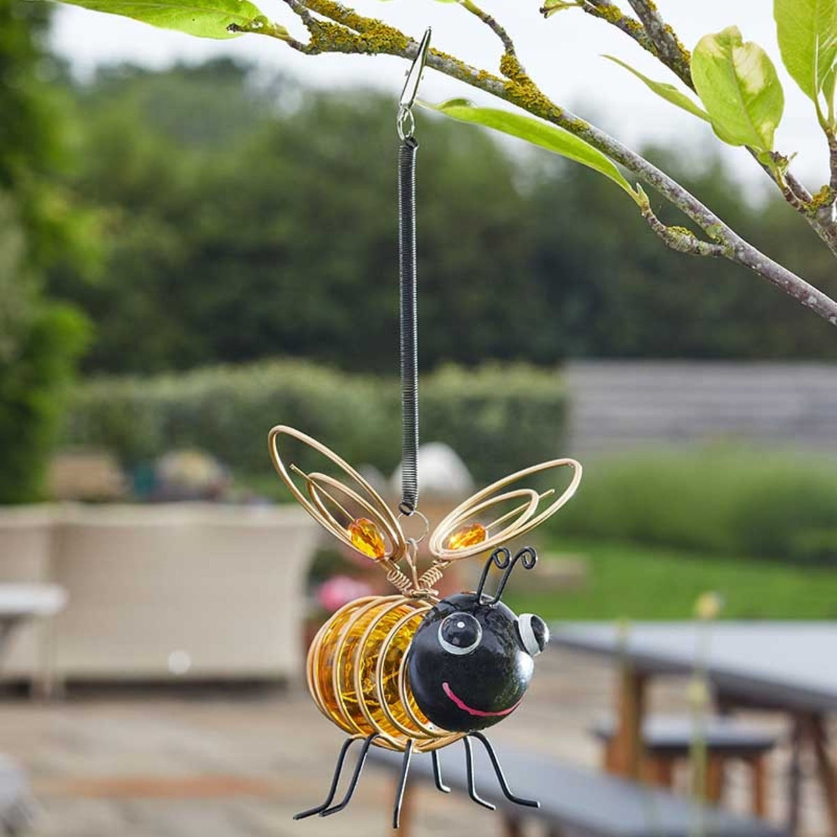 Solar Garden Solar Bug Light – Assorted Bee or Ladybird Decorative ...
