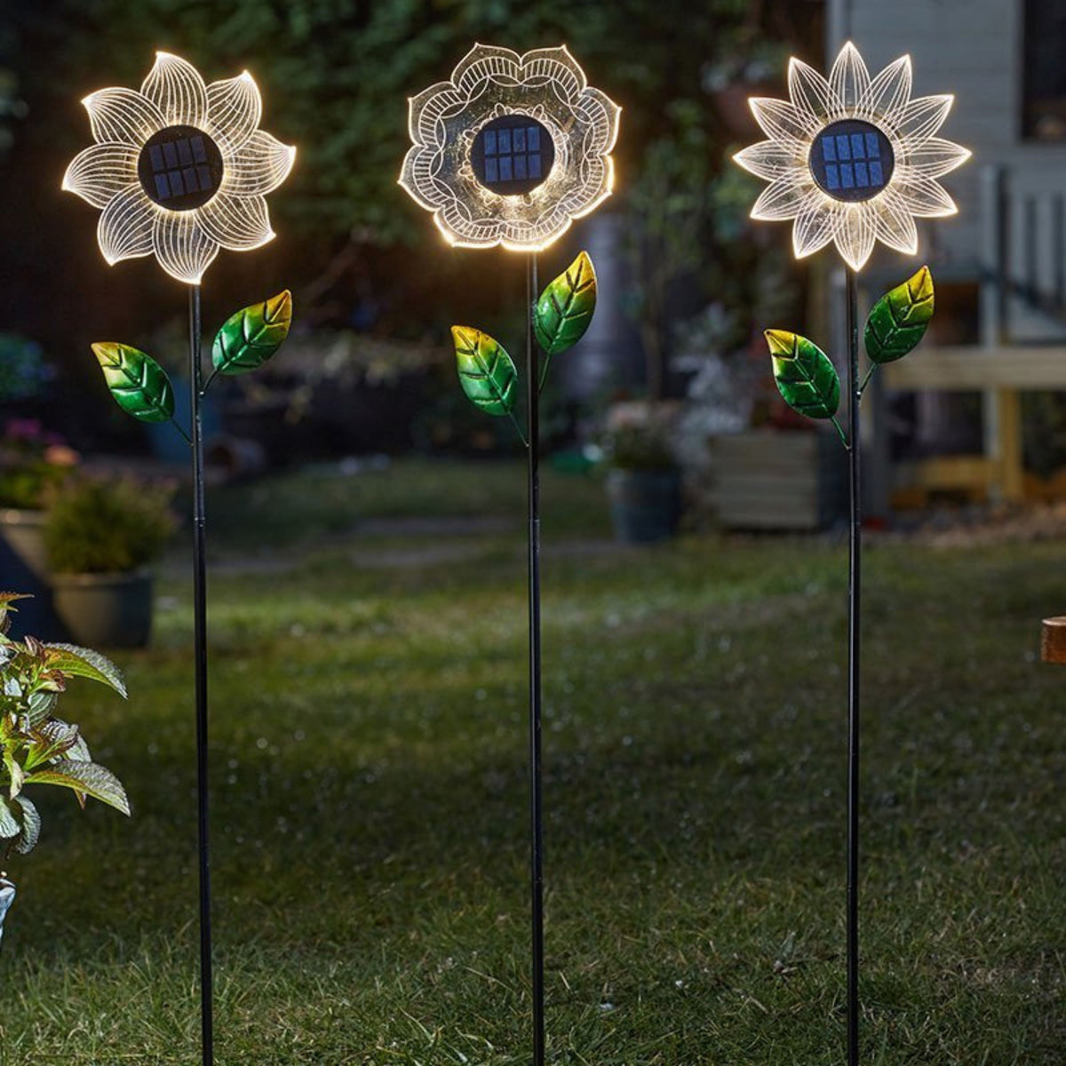 BloomLine Stake Light